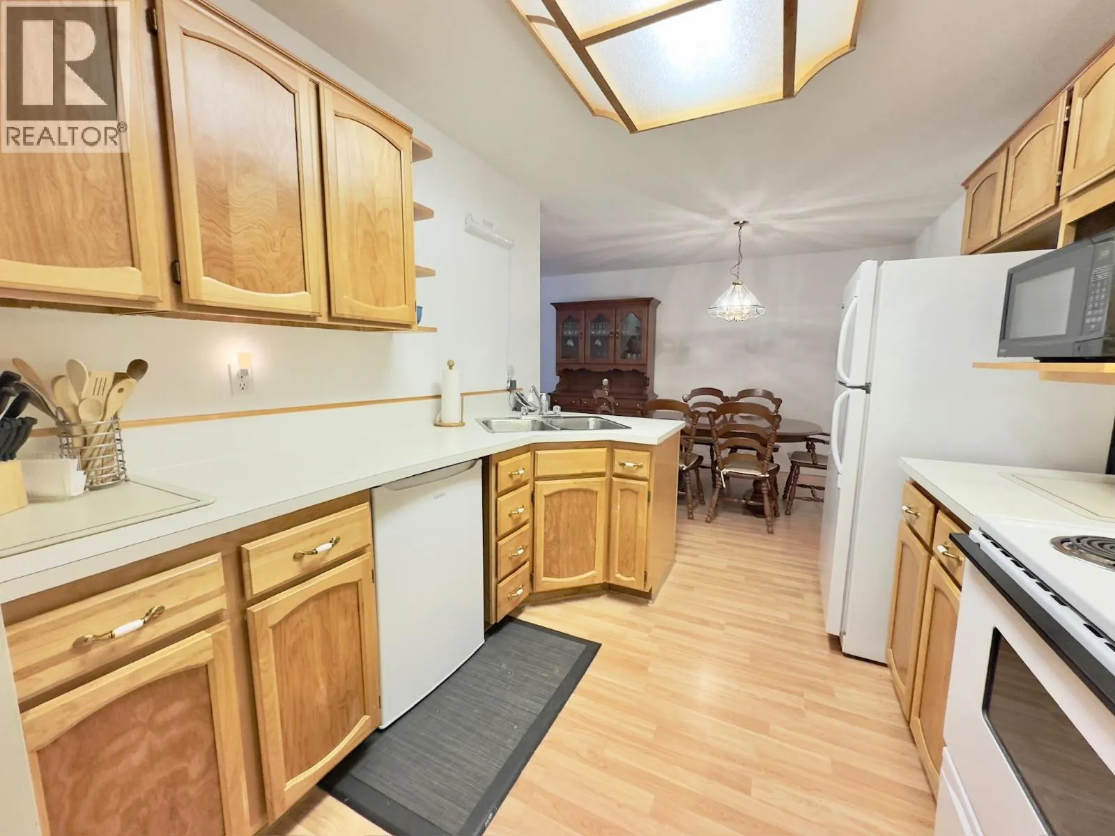 298 YORKTON Avenue Unit# 109