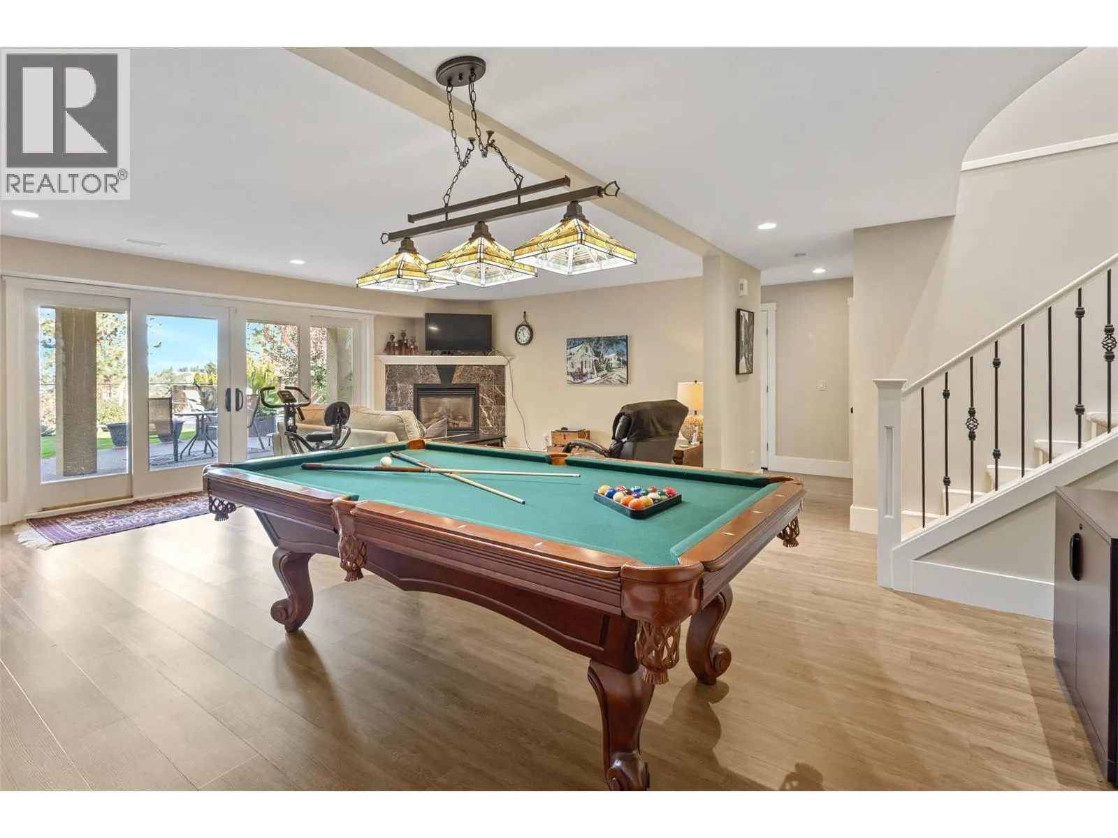 1012 Arbor View Drive