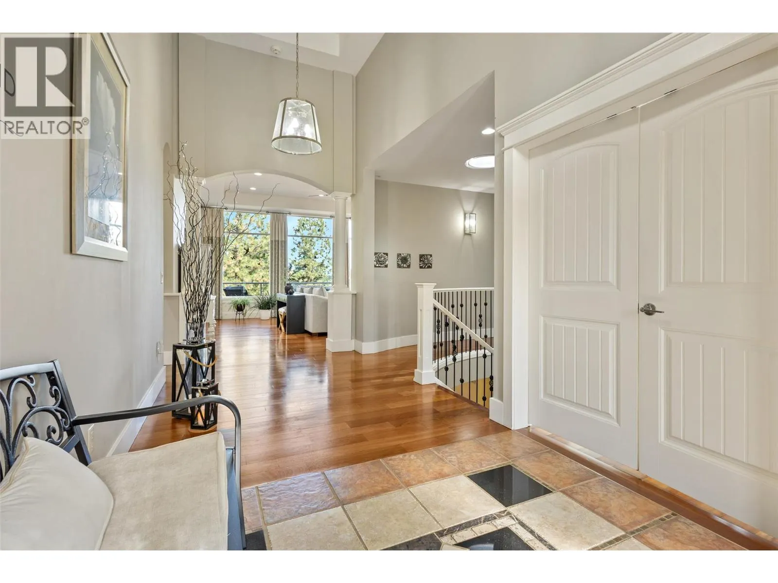 1012 Arbor View Drive