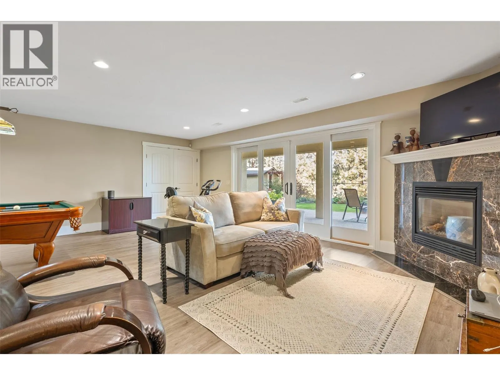 1012 Arbor View Drive