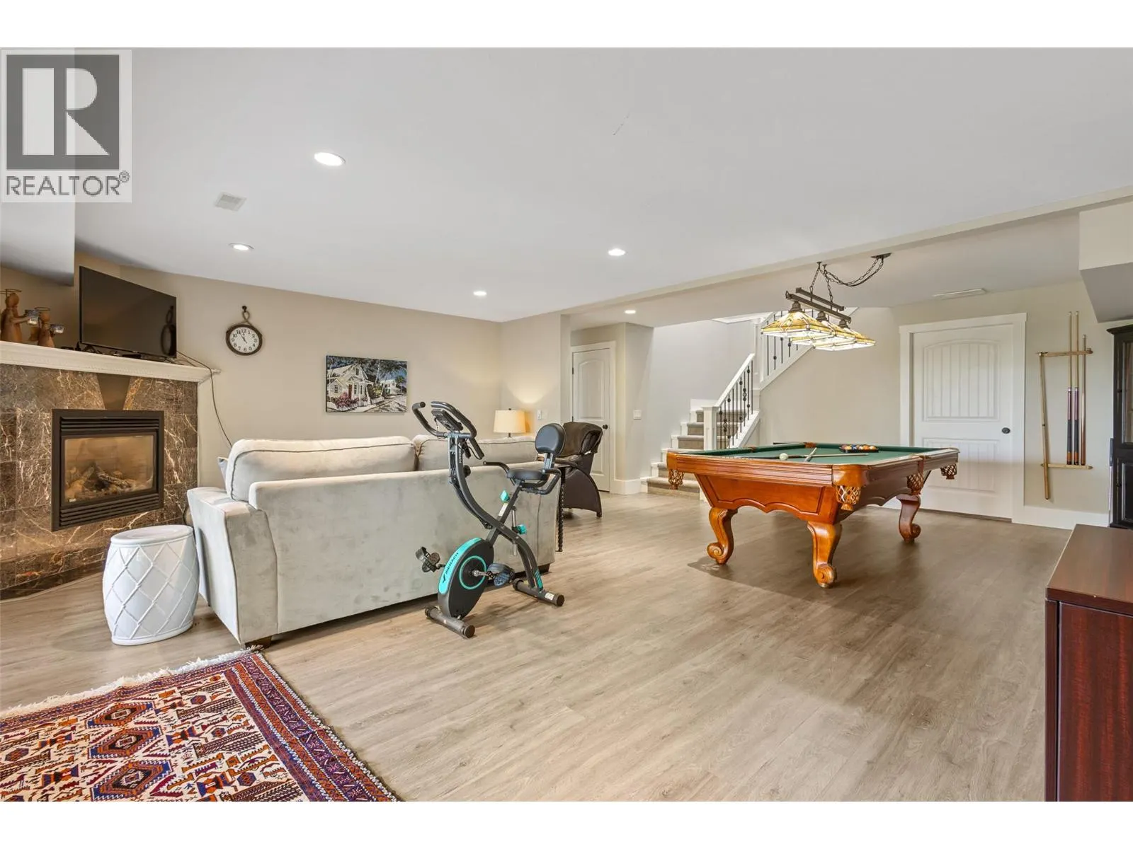 1012 Arbor View Drive