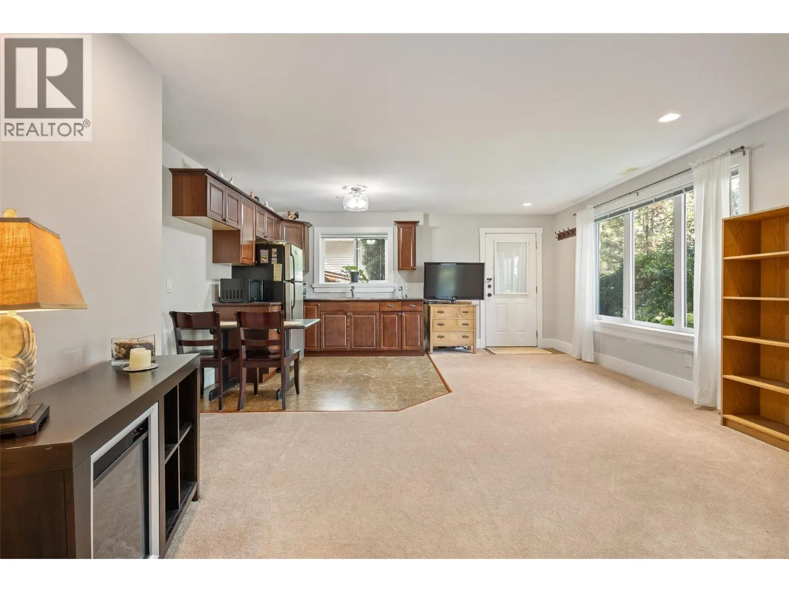 1012 Arbor View Drive