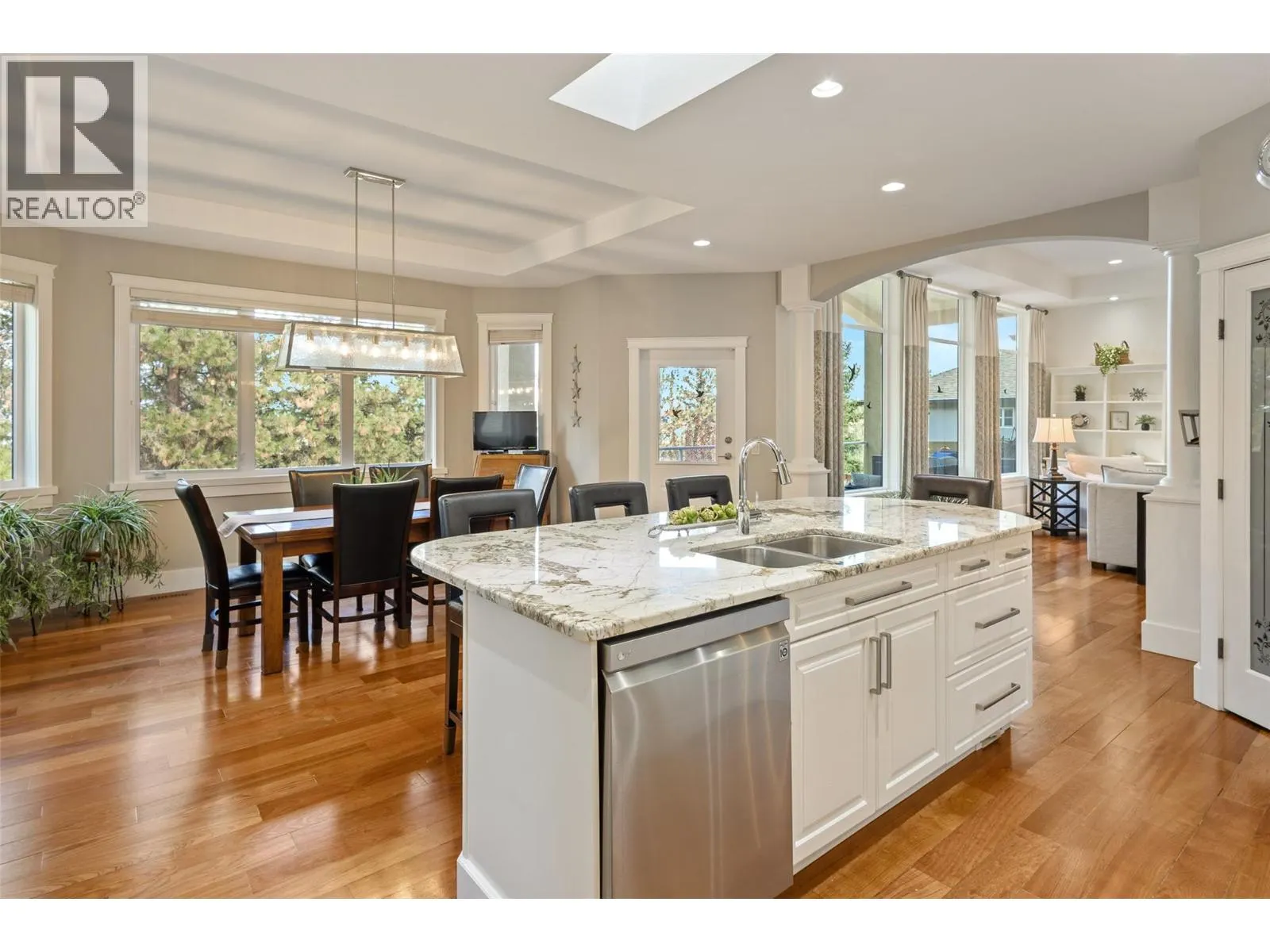 1012 Arbor View Drive