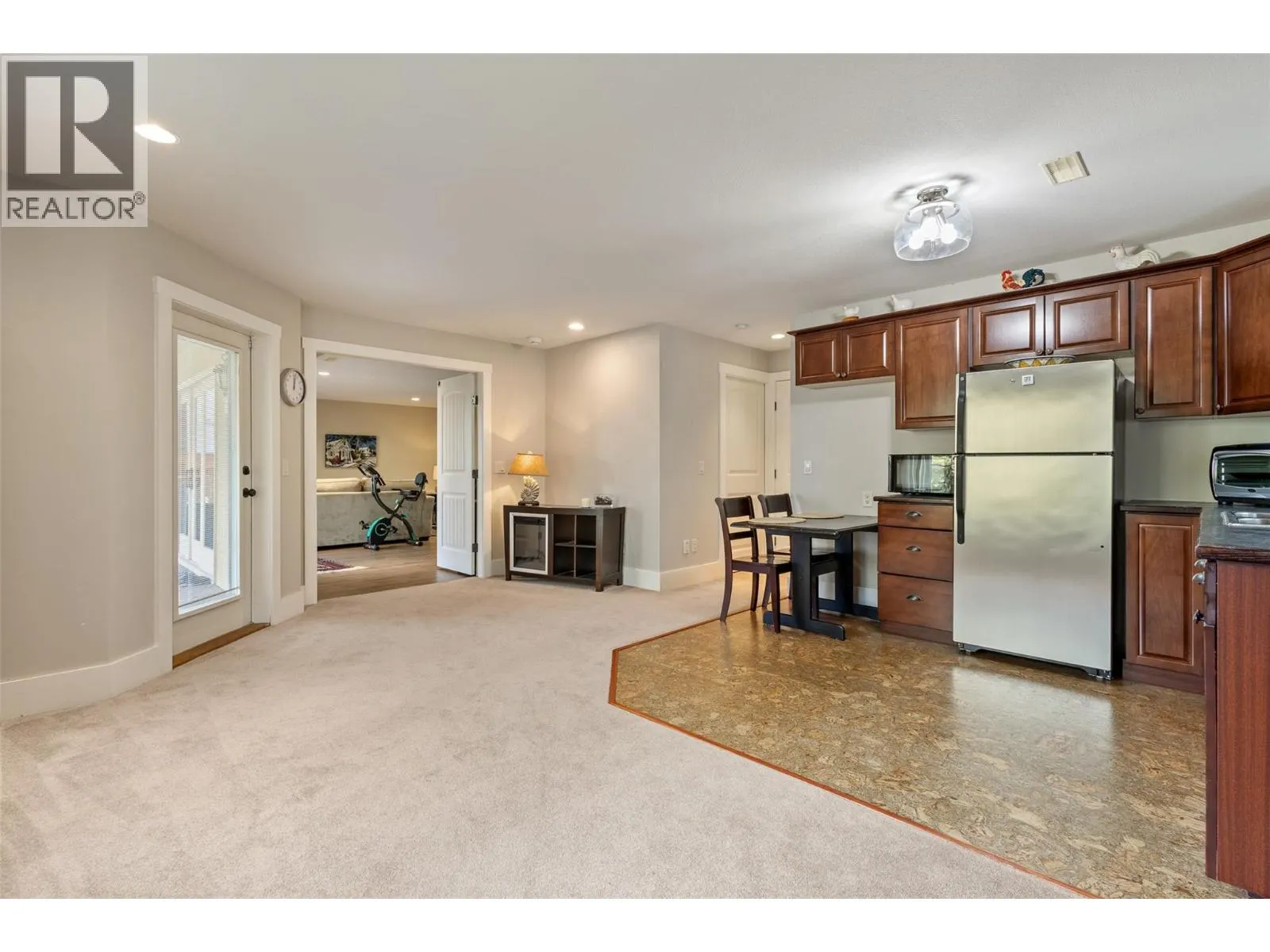 1012 Arbor View Drive