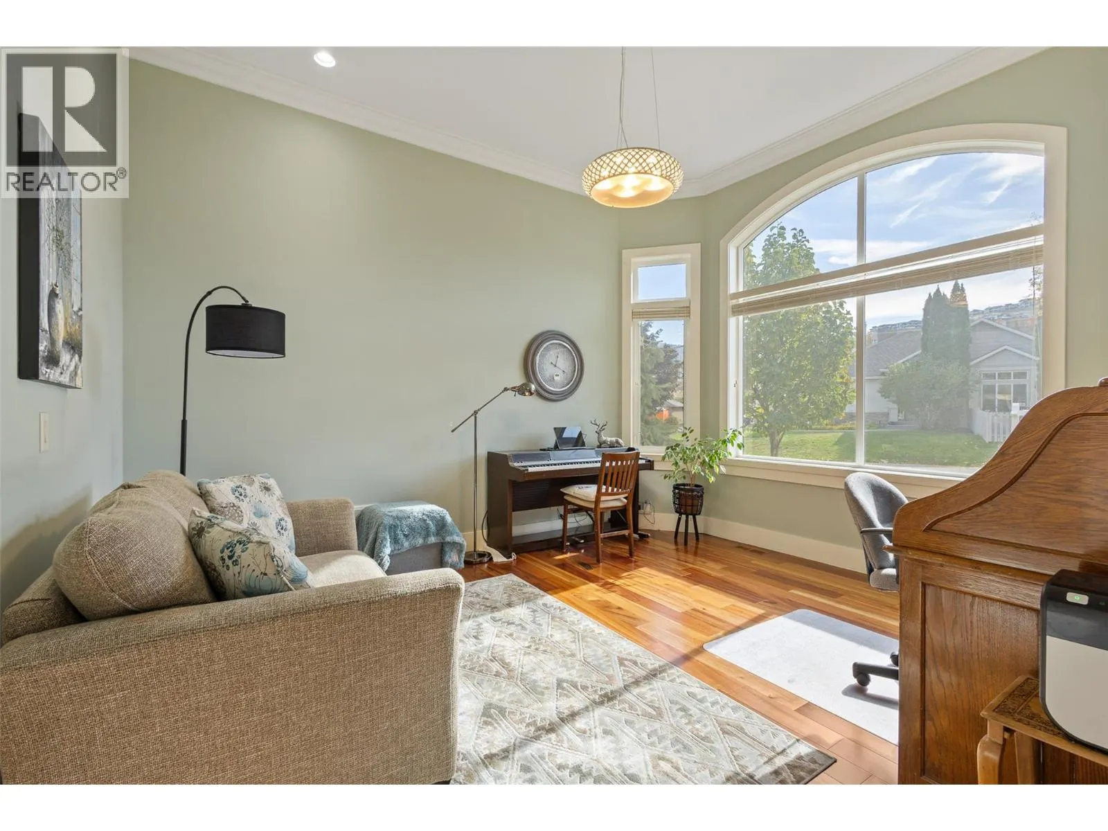 1012 Arbor View Drive