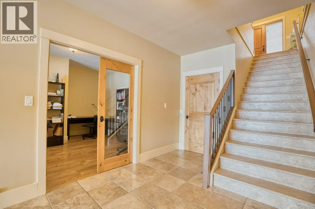 14419 Downton Avenue Unit# 207