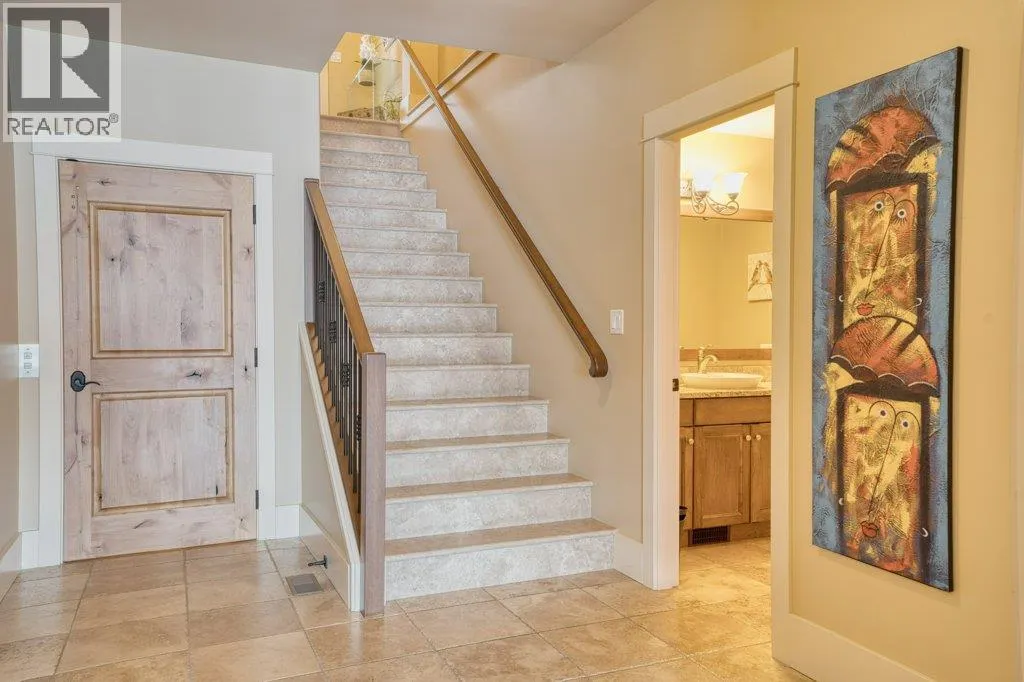 14419 Downton Avenue Unit# 207
