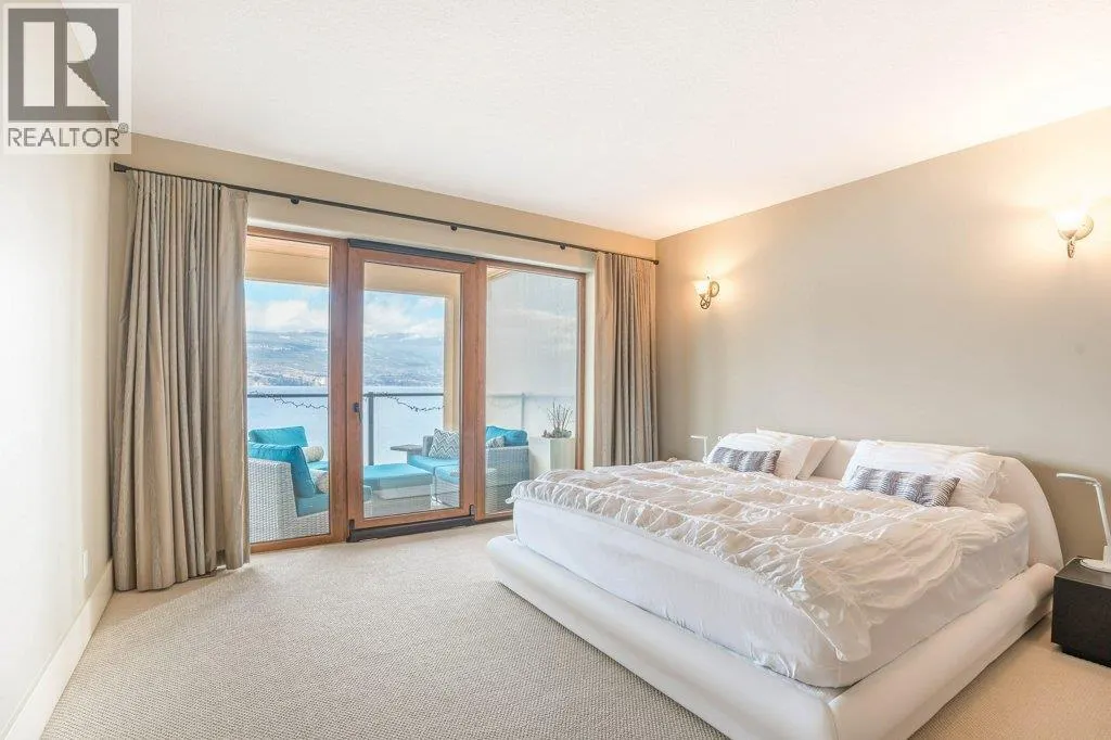 14419 Downton Avenue Unit# 207