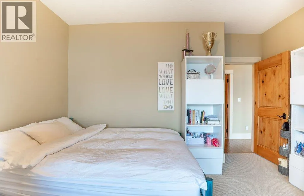 14419 Downton Avenue Unit# 207