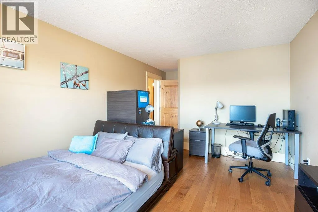 14419 Downton Avenue Unit# 207