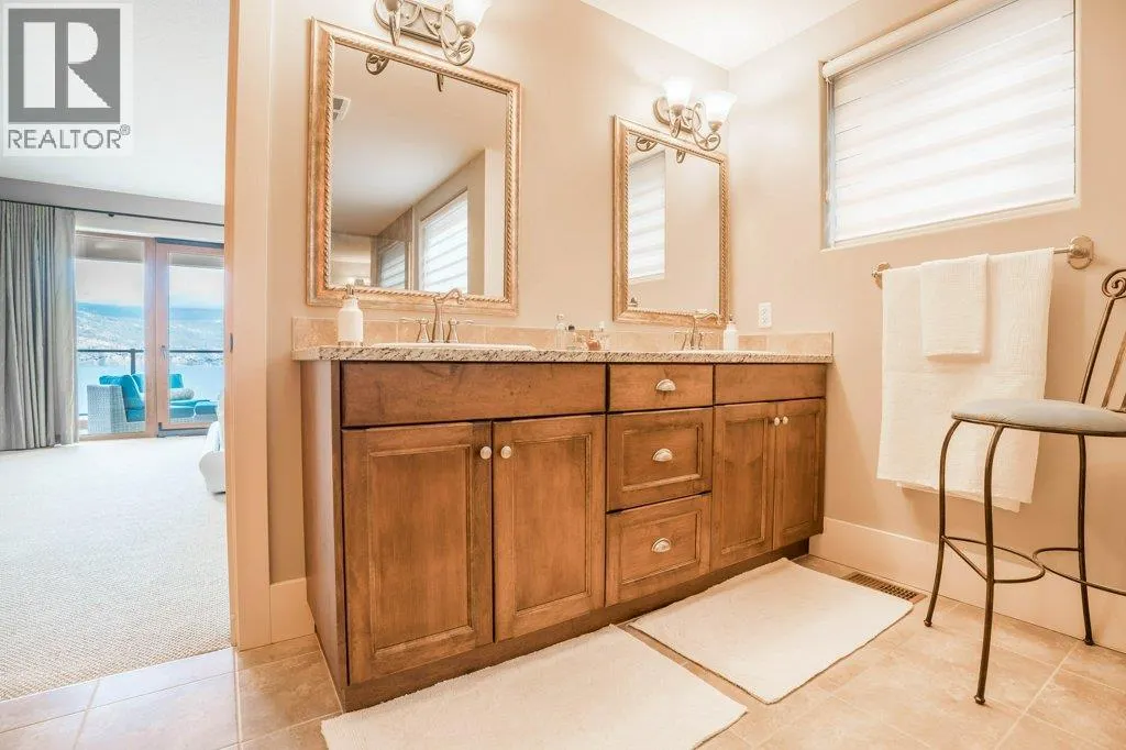 14419 Downton Avenue Unit# 207