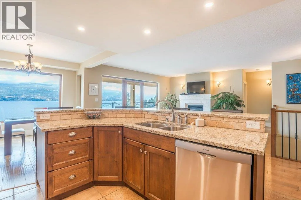 14419 Downton Avenue Unit# 207