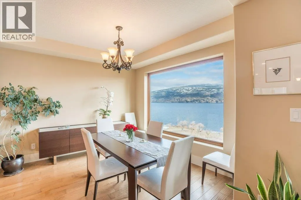 14419 Downton Avenue Unit# 207