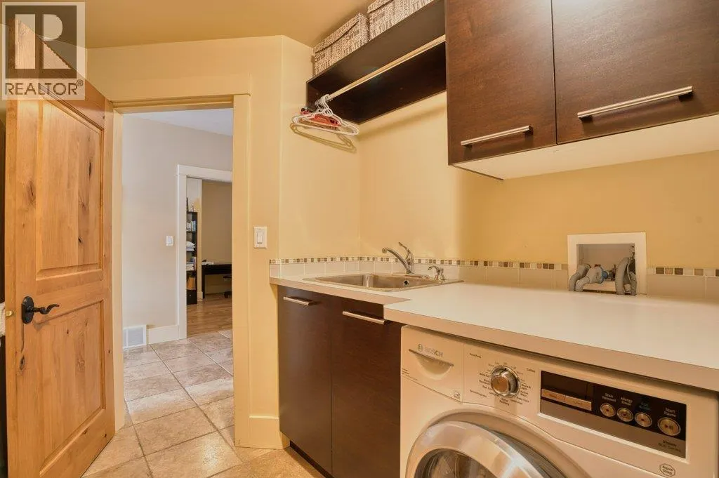 14419 Downton Avenue Unit# 207