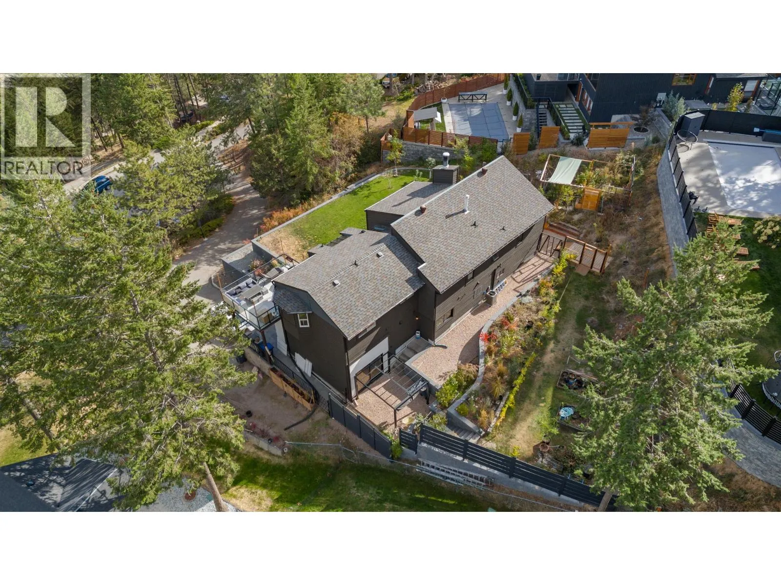 1632 Griffiths Place