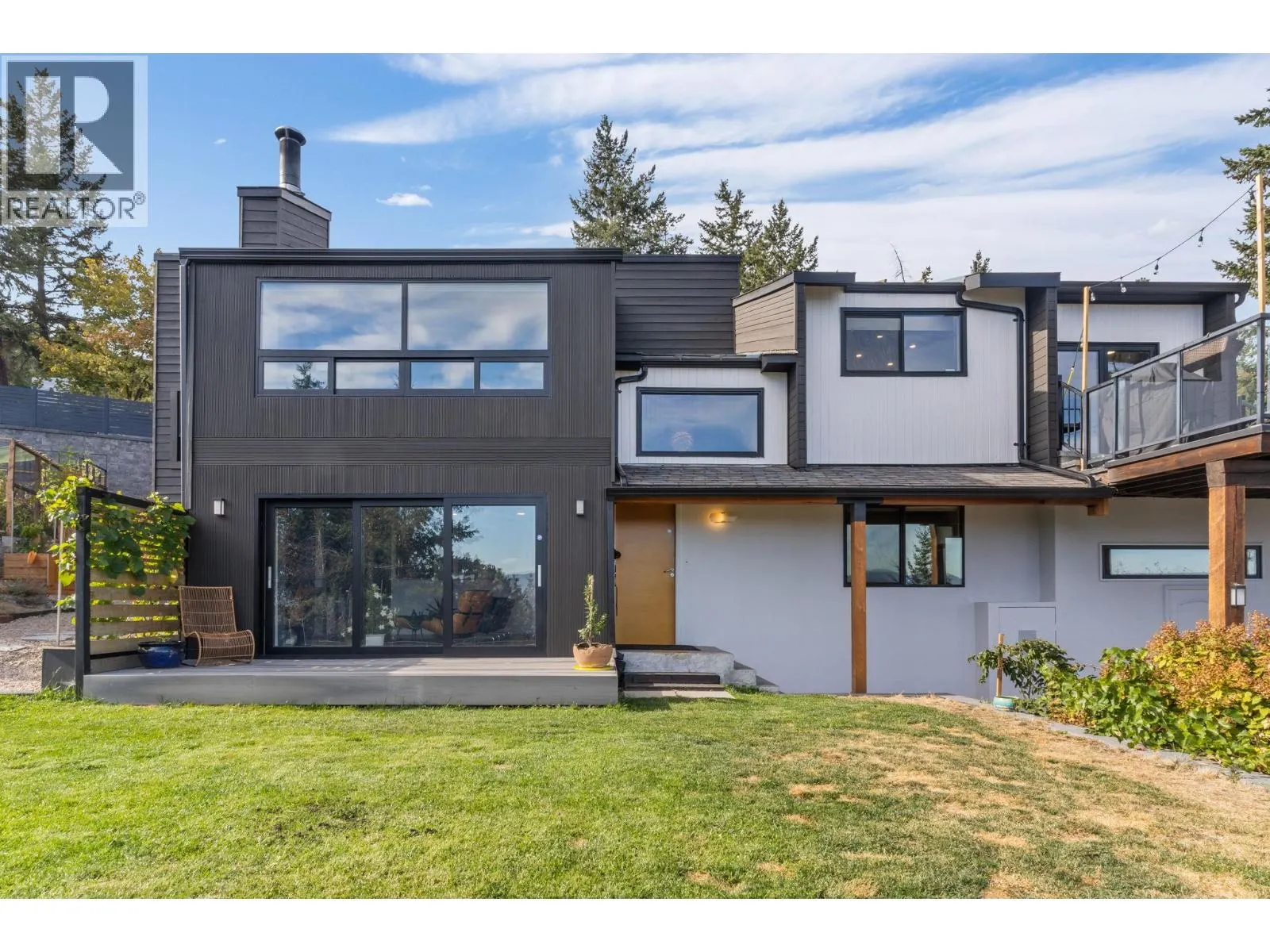 1632 Griffiths Place