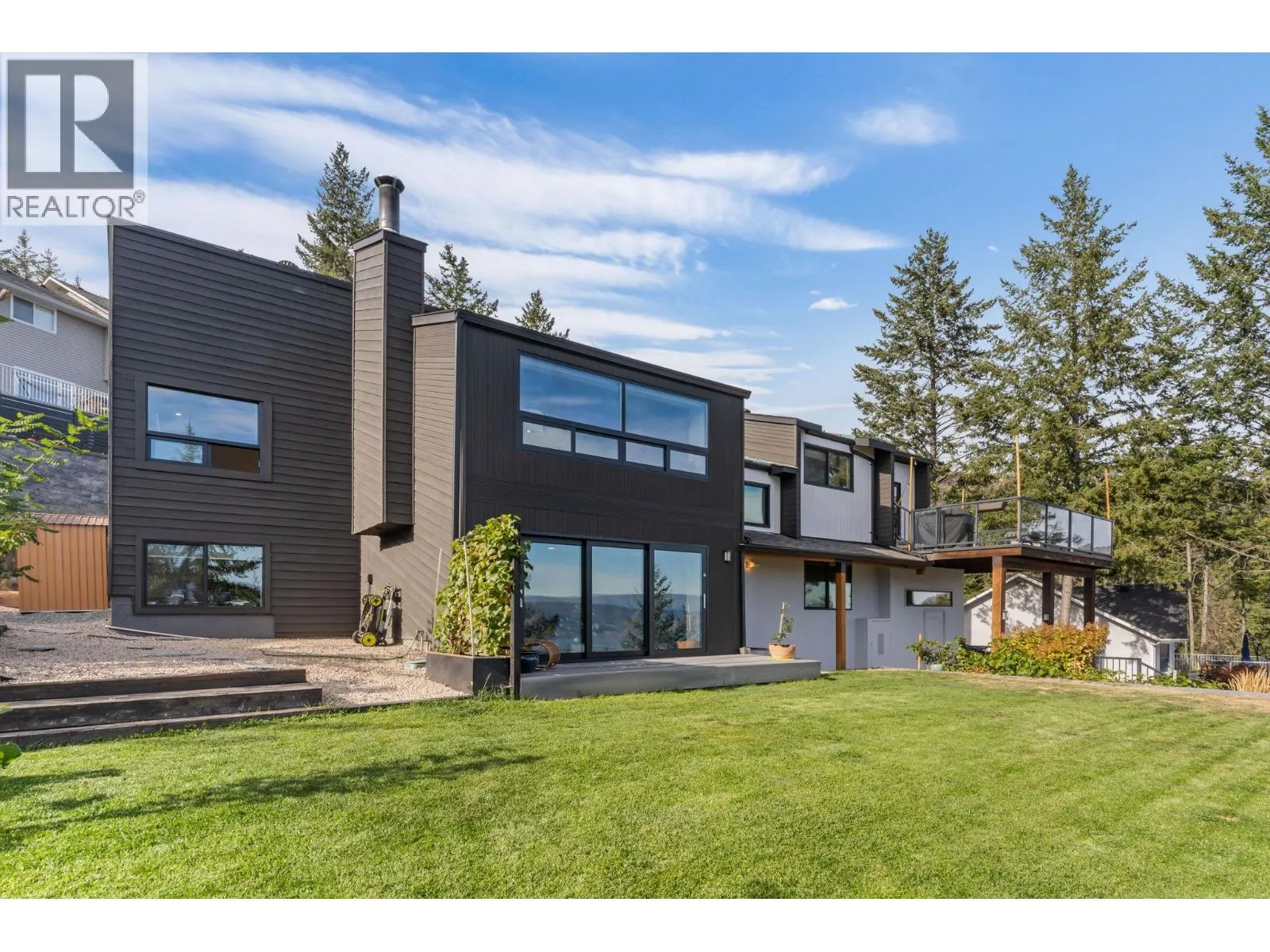 1632 Griffiths Place