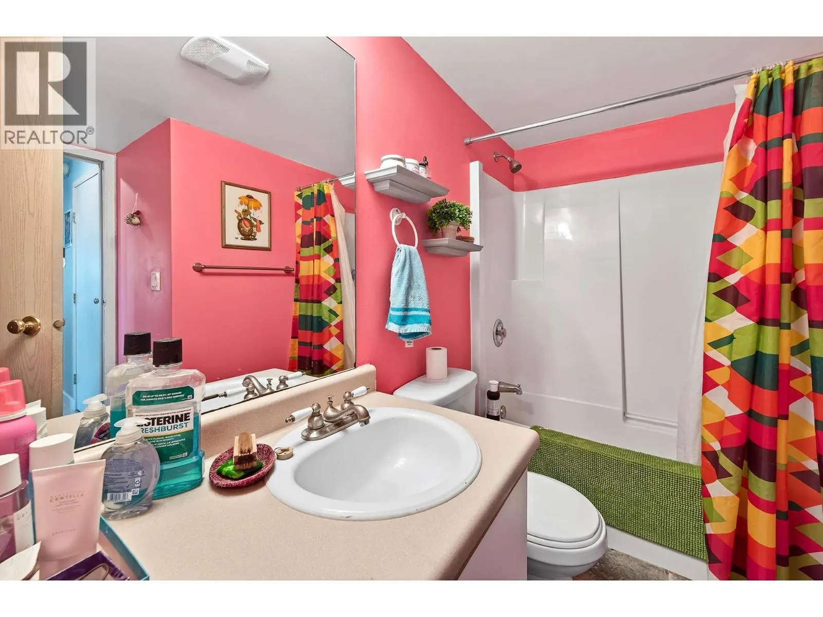 2025 PACIFIC Way Unit# 101