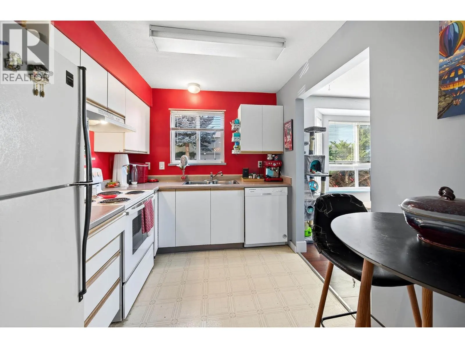 2025 PACIFIC Way Unit# 101
