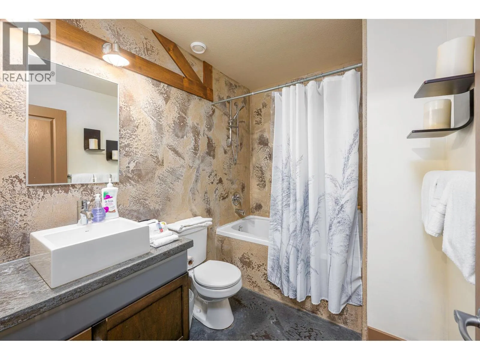 5085 Snowbird Way Unit# 103