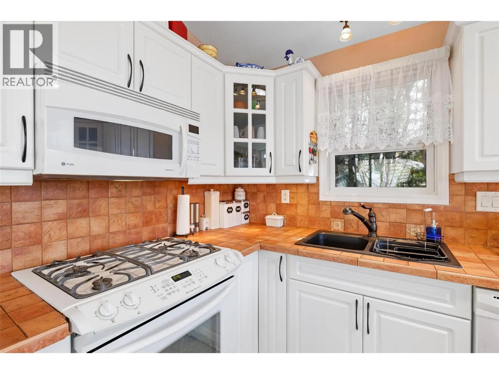 415 Commonwealth Road Unit# 348