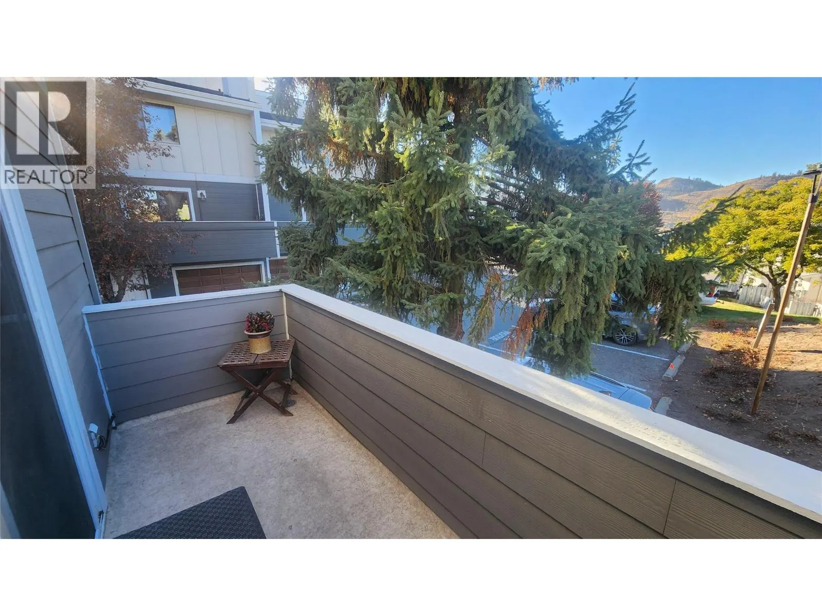 1810 SPRINGHILL Drive Unit# 10