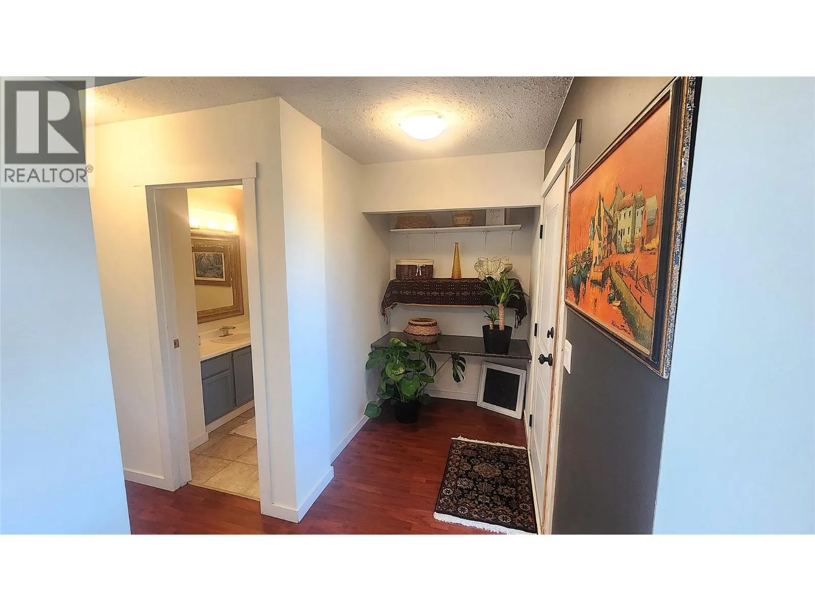 1810 SPRINGHILL Drive Unit# 10