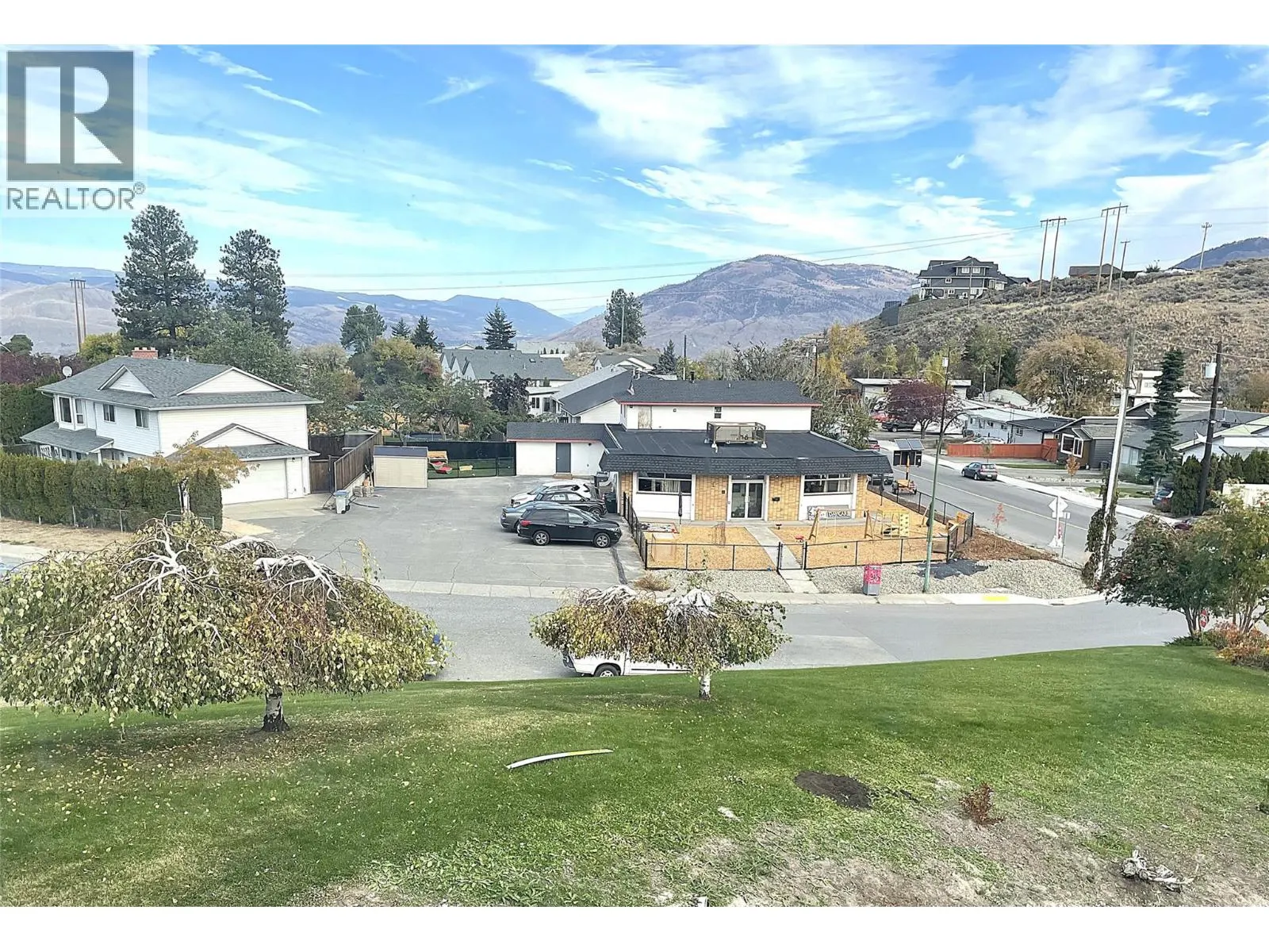 1810 SPRINGHILL Drive Unit# 10