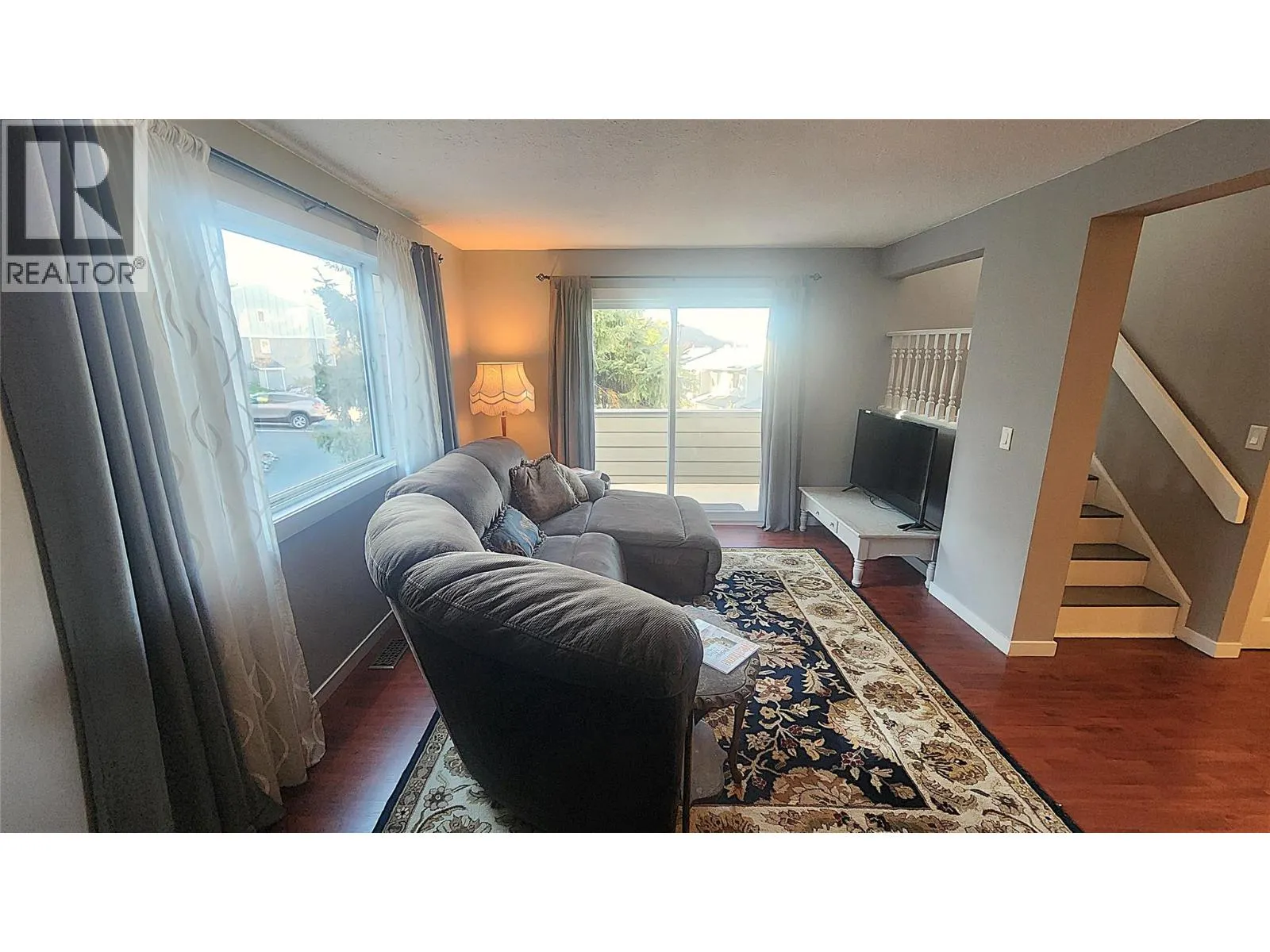 1810 SPRINGHILL Drive Unit# 10