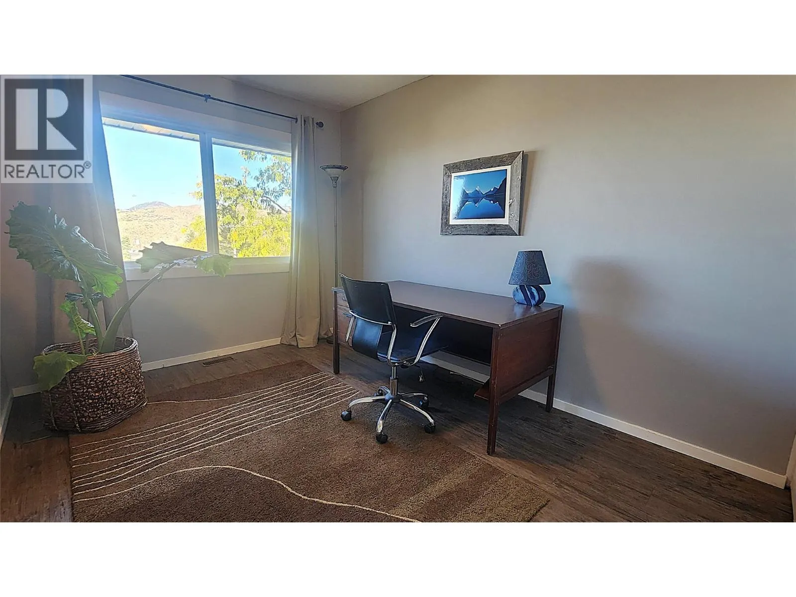 1810 SPRINGHILL Drive Unit# 10