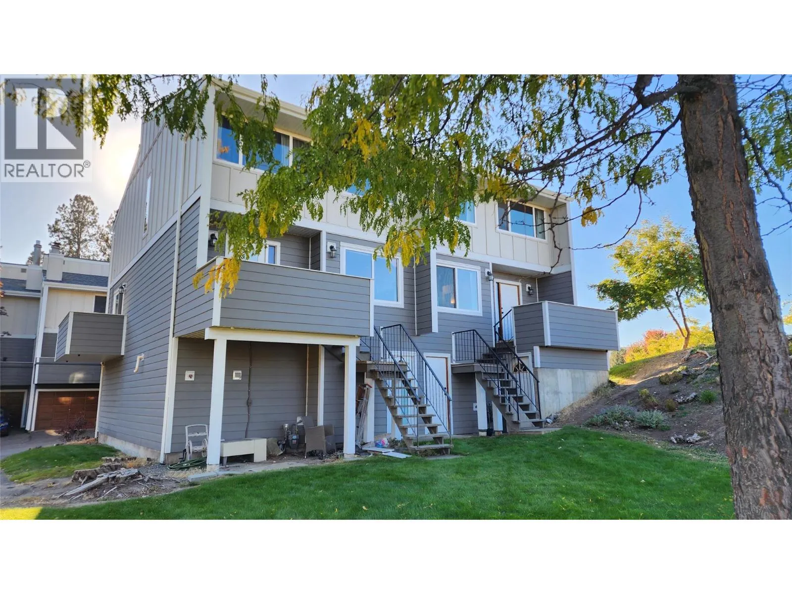 1810 SPRINGHILL Drive Unit# 10