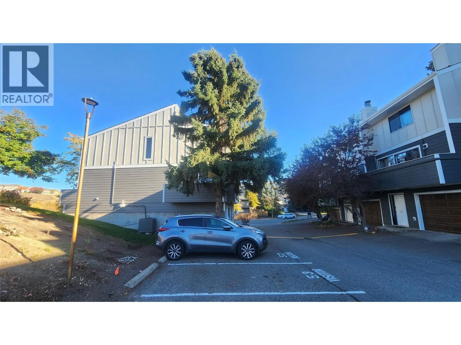 1810 SPRINGHILL Drive Unit# 10