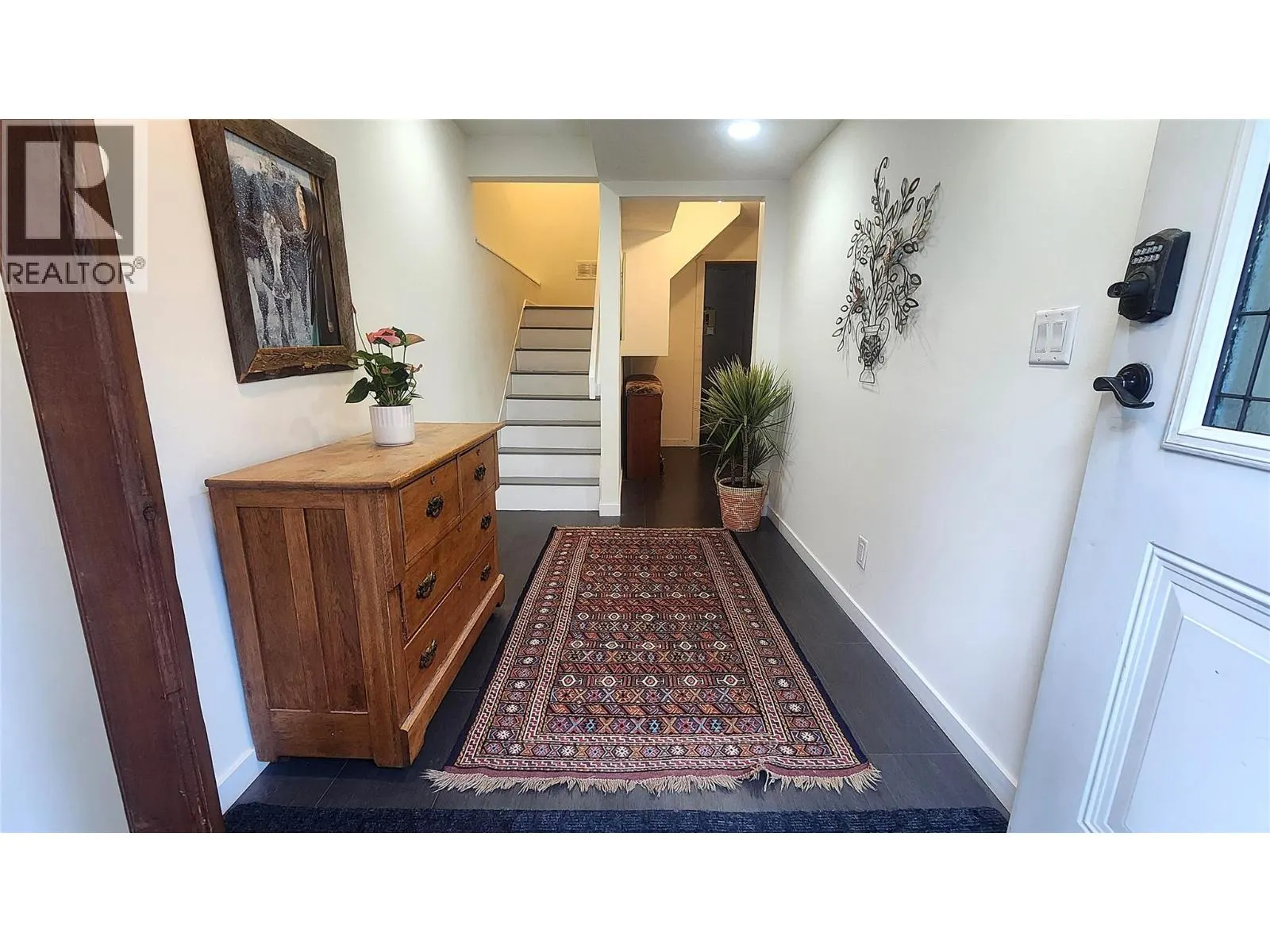 1810 SPRINGHILL Drive Unit# 10