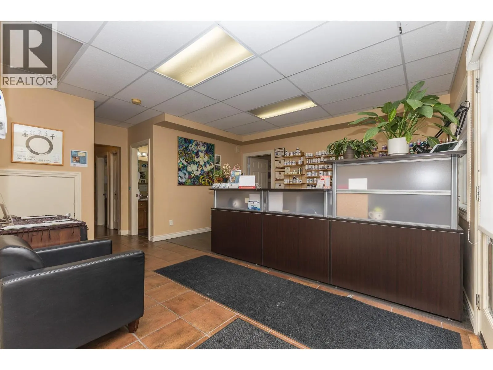 140 Harbourfront Drive NE Unit# 2 Lot# 2