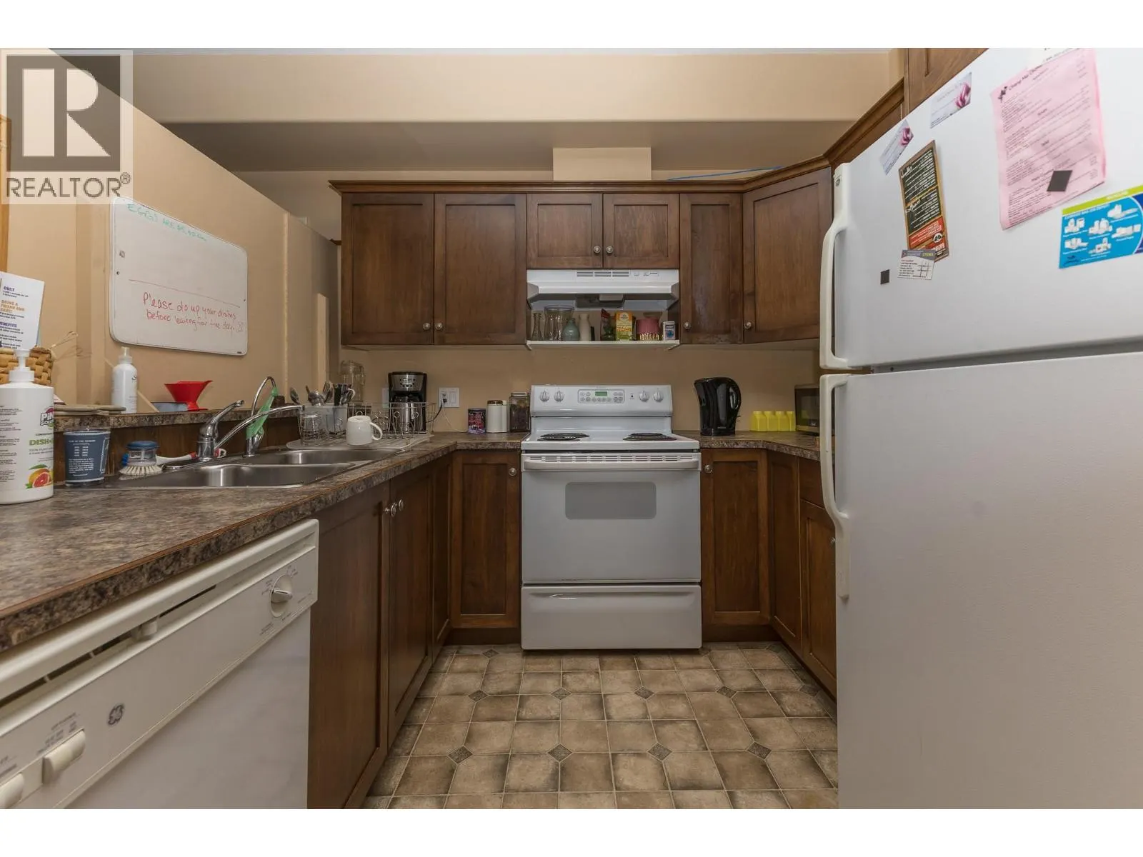 140 Harbourfront Drive NE Unit# 2 Lot# 2