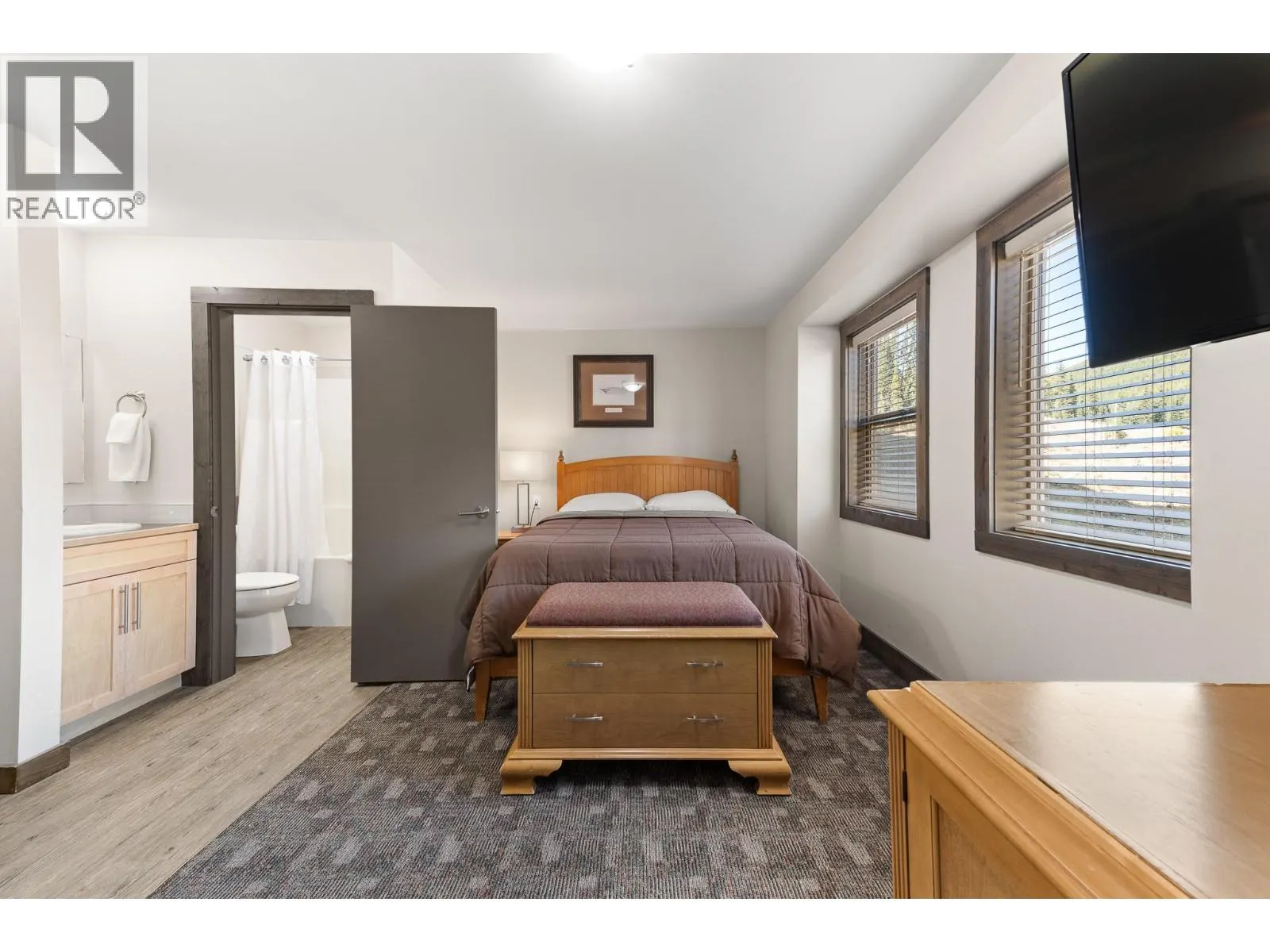 360 Strayhorse Road Unit# L-13
