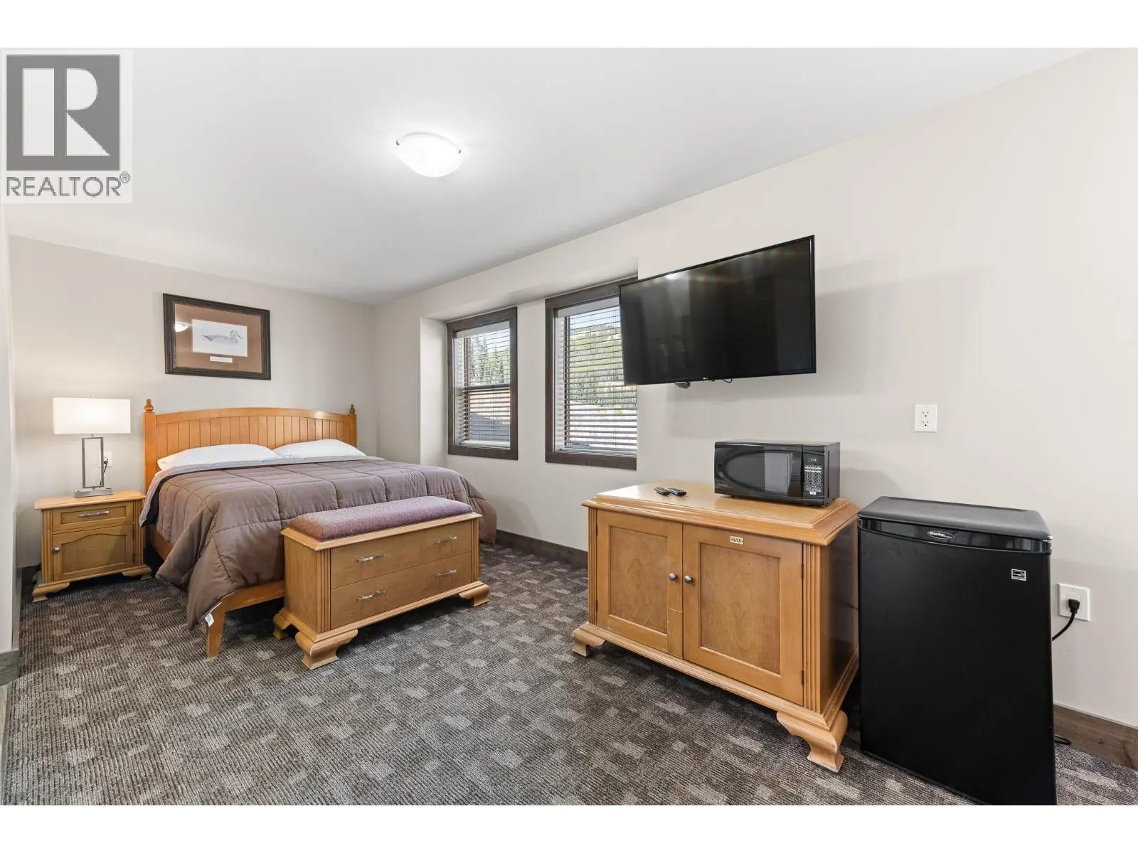 360 Strayhorse Road Unit# L-13