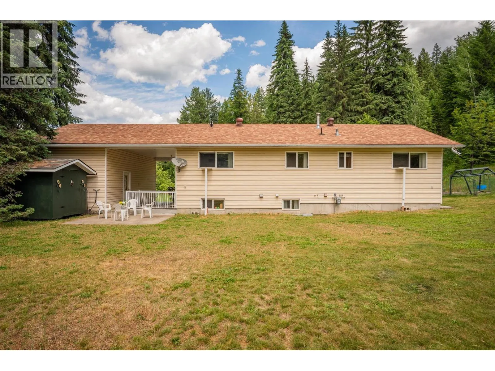 1764 Green Road