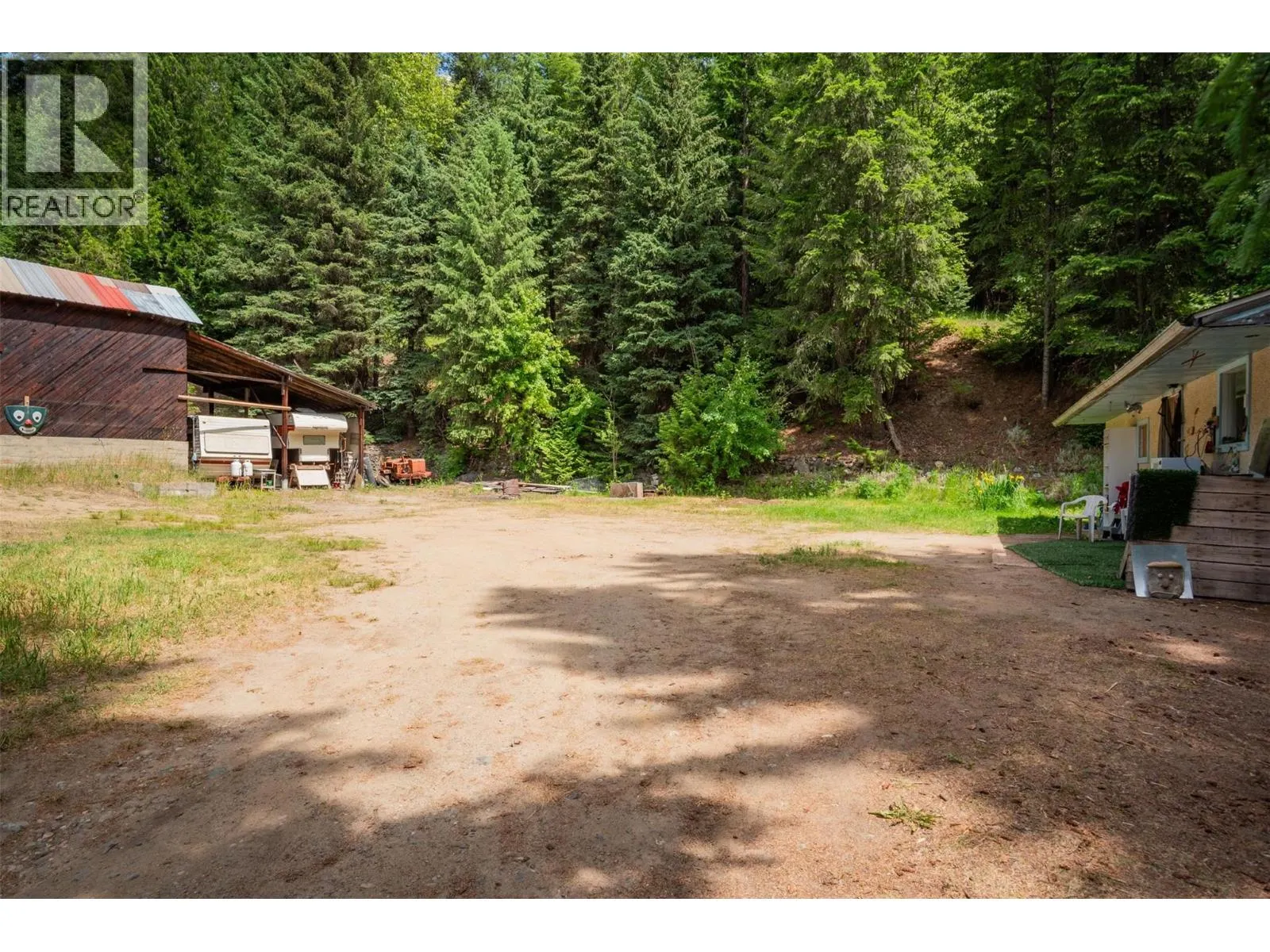 1764 Green Road