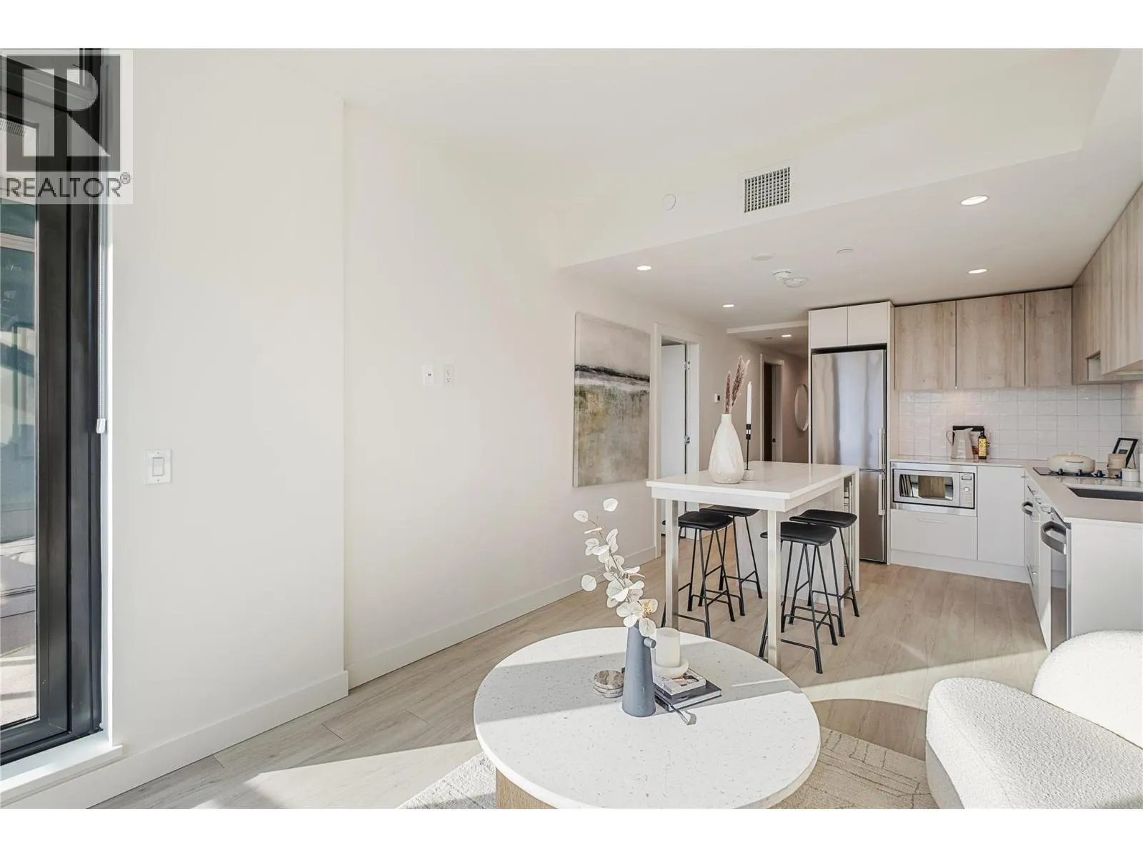 3699 Capozzi Road Unit# 907