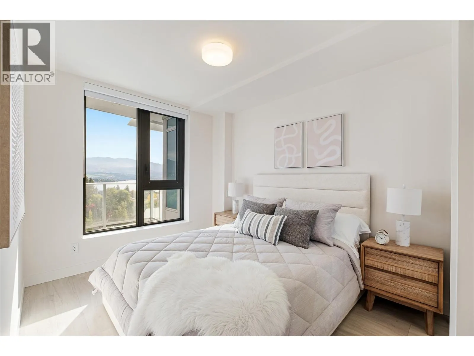 3699 Capozzi Road Unit# 907