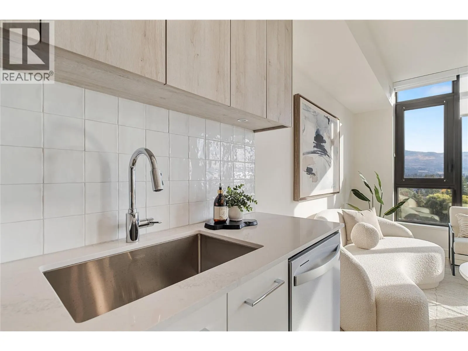 3699 Capozzi Road Unit# 907