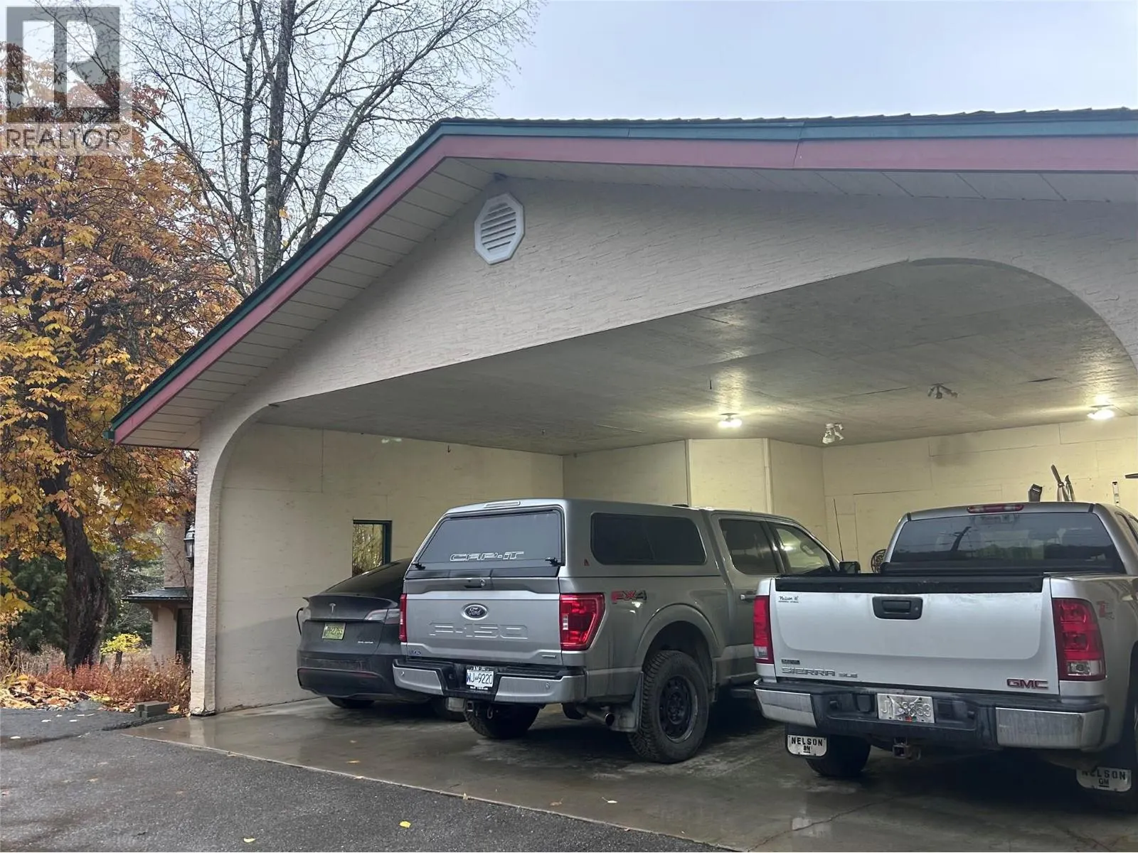 2302 Happy Valley Road