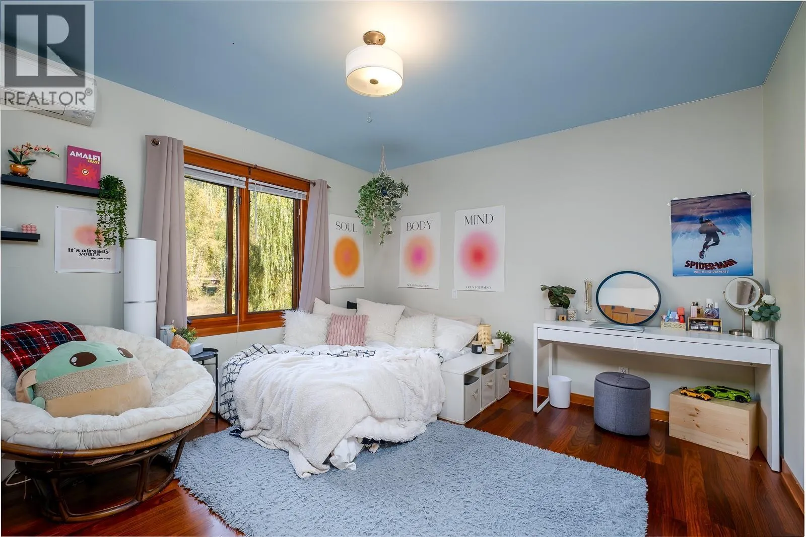 2302 Happy Valley Road