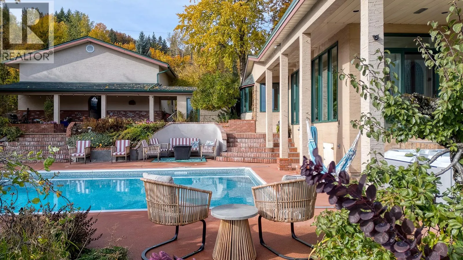 2302 Happy Valley Road