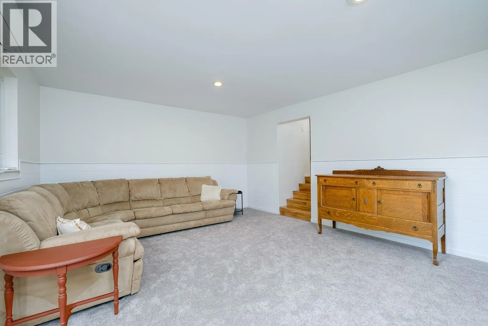 2302 Happy Valley Road