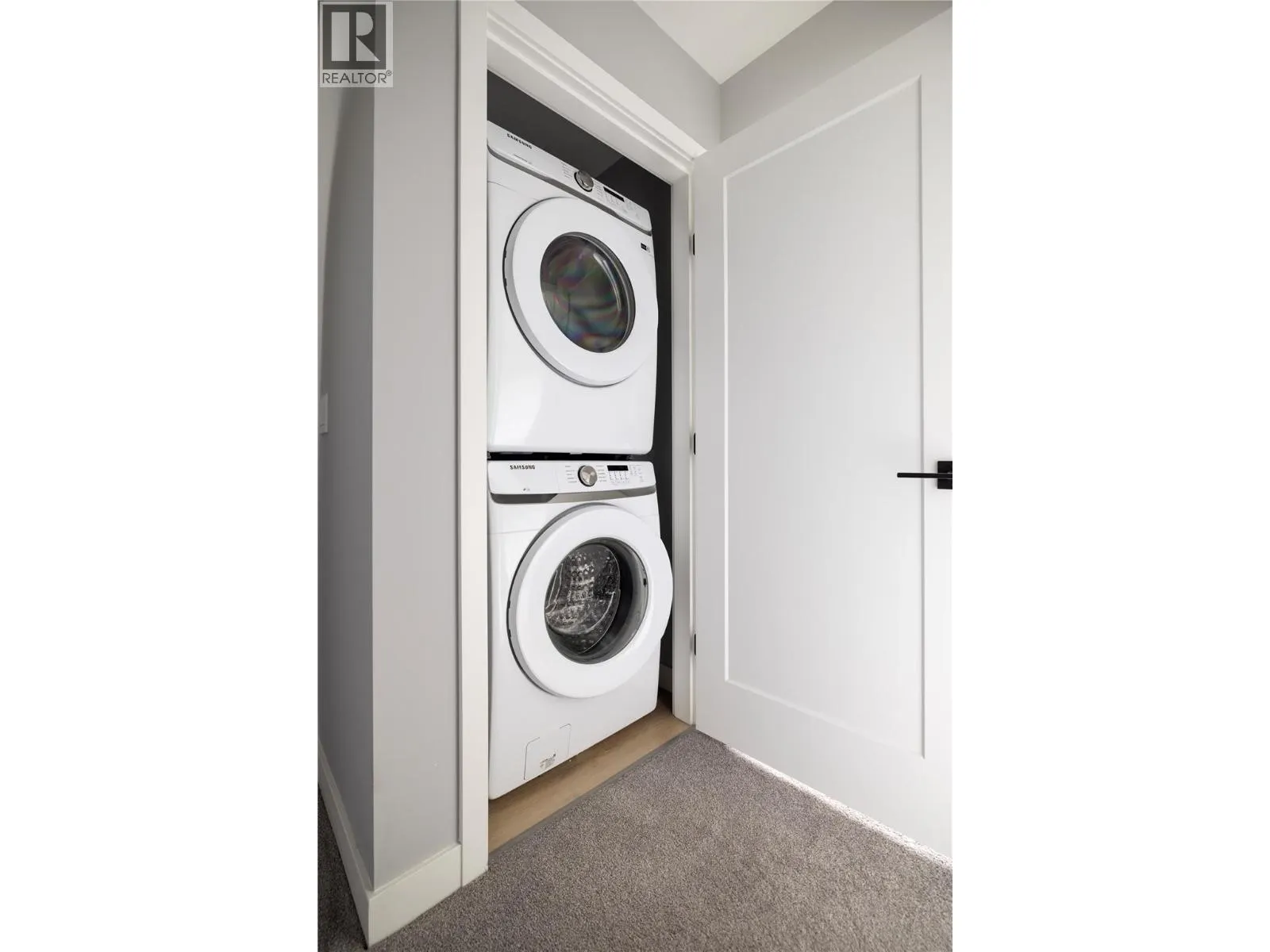 1435 Cara Glen Way Unit# 113