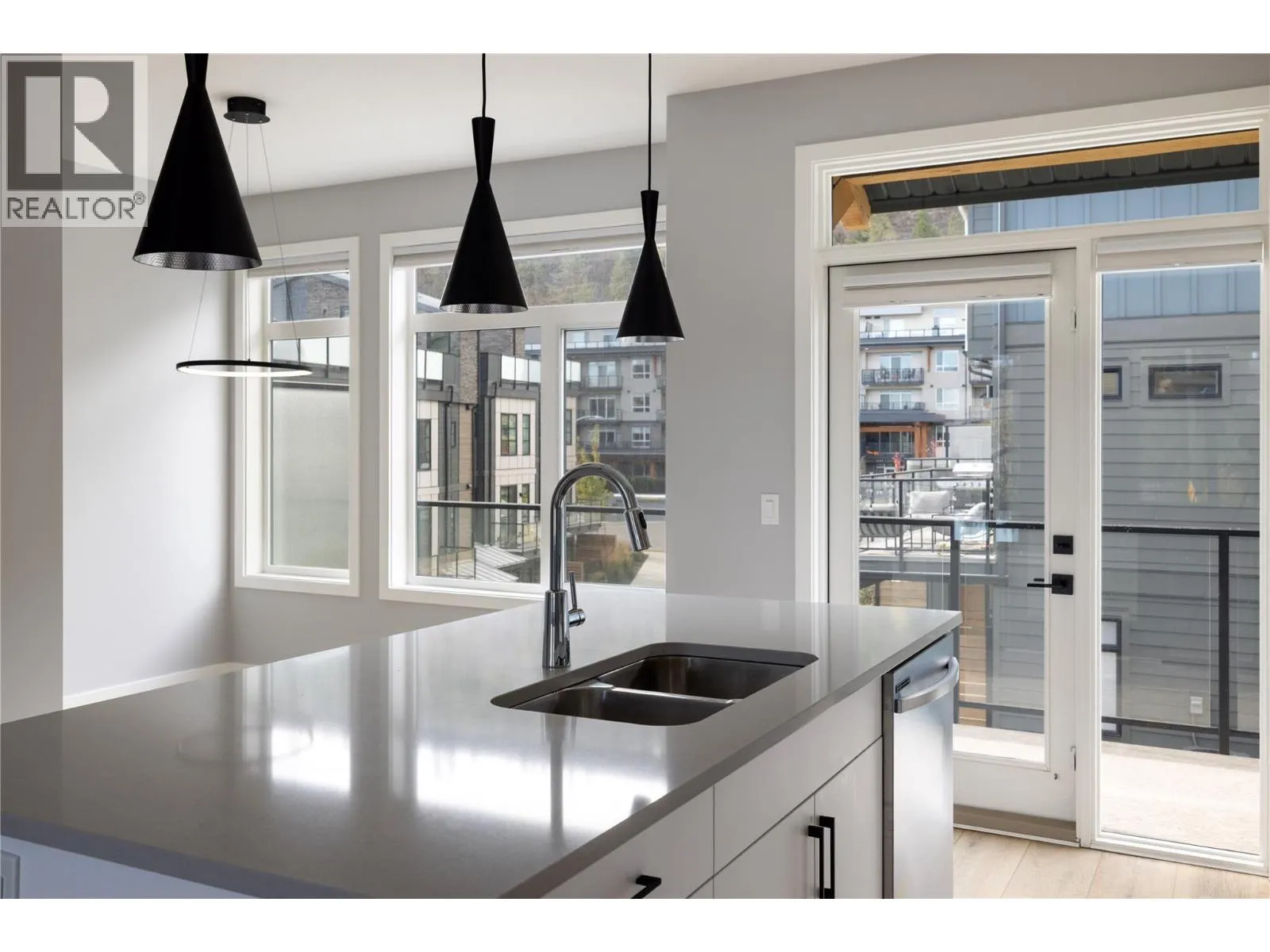 1435 Cara Glen Way Unit# 113
