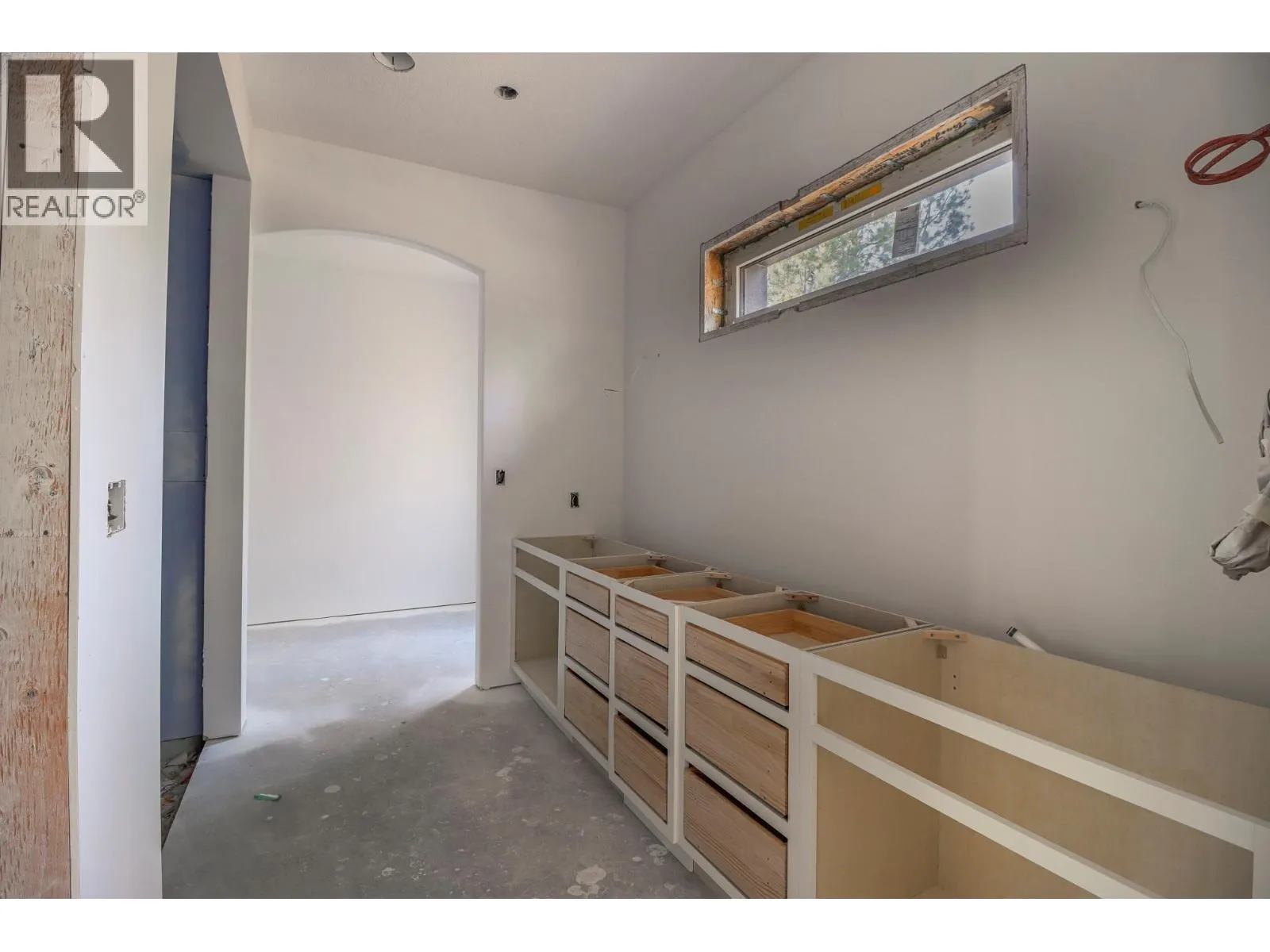 113 CORRAL Boulevard