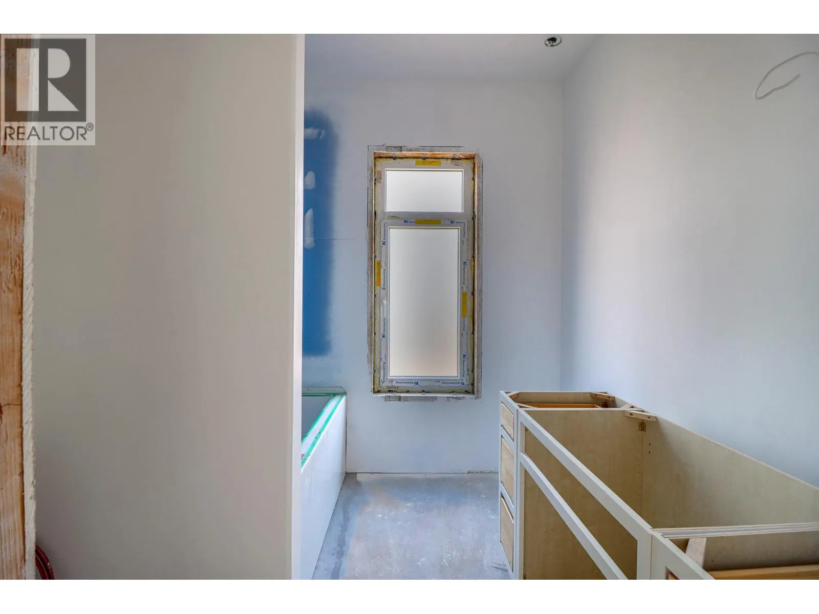 113 CORRAL Boulevard